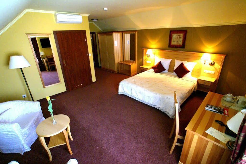Eco Active Resort Pieniny 乔尔什滕 外观 照片